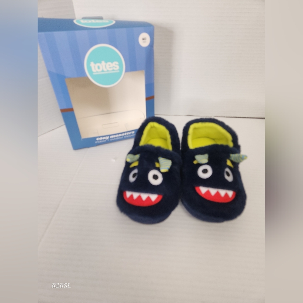 Totes Blue Monster Slippers Kids M(13-1) NIB